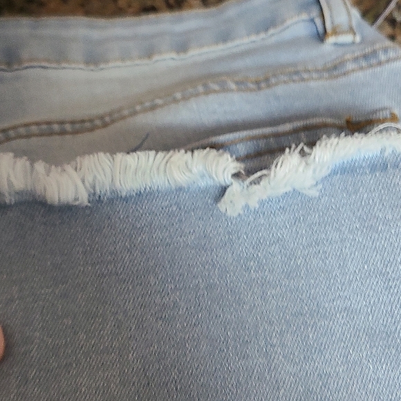 Embroidered Skinny jeans with frayed hems. Sz 30 waist - Picture 5 of 6